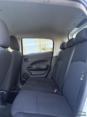 Mitsubishi Space Star - Afbeelding 17 van 30