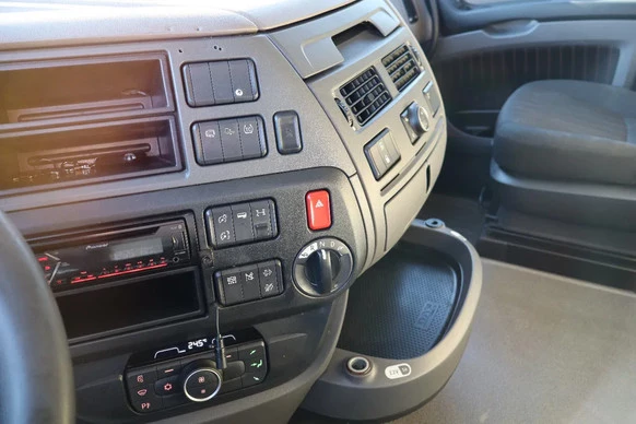 DAF XF480 - Afbeelding 14 van 19