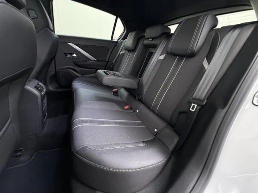 Opel Astra - Afbeelding 21 van 30