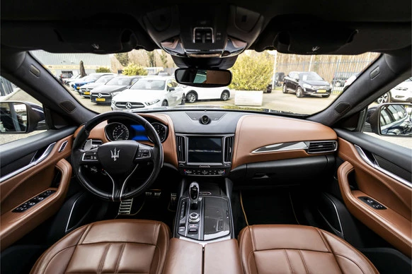 Maserati Levante - Afbeelding 26 van 30