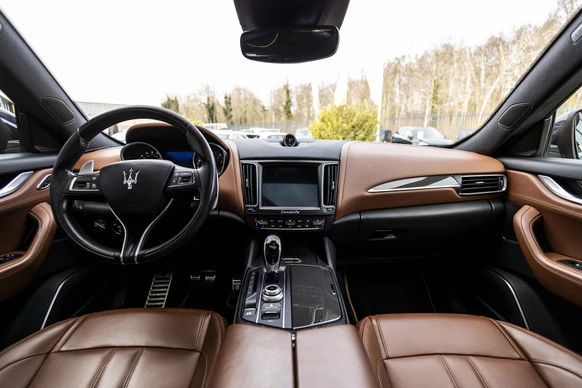 Maserati Levante - Afbeelding 28 van 30