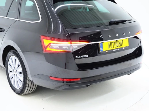 Škoda Superb - Afbeelding 14 van 30