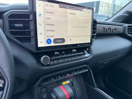 Toyota Tundra - Afbeelding 24 van 30