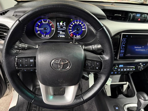 Toyota Hilux - Afbeelding 11 van 27