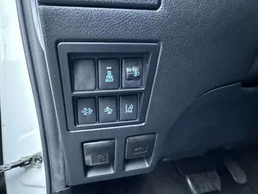 Toyota Hilux - Afbeelding 14 van 27