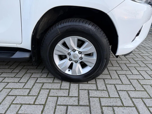 Toyota Hilux - Afbeelding 24 van 27
