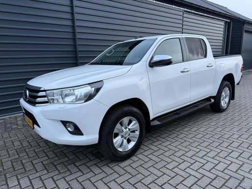Toyota Hilux - Afbeelding 1 van 27