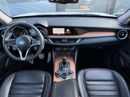 Alfa Romeo Stelvio - Afbeelding 2 van 30