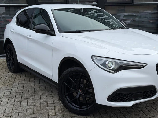 Alfa Romeo Stelvio - Afbeelding 21 van 30