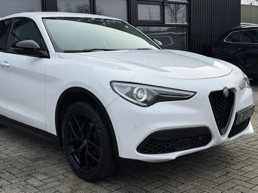 Alfa Romeo Stelvio - Afbeelding 17 van 30
