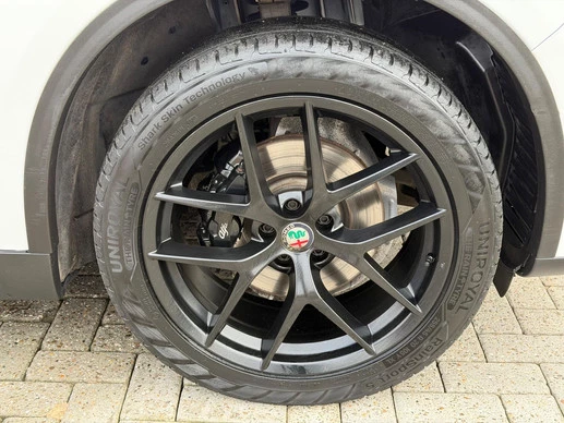 Alfa Romeo Stelvio - Afbeelding 28 van 30