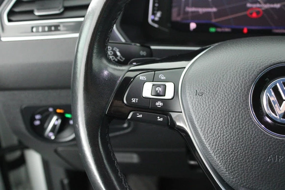 Volkswagen Tiguan - Afbeelding 18 van 30