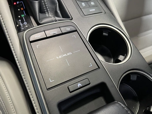 Lexus RC - Afbeelding 17 van 30