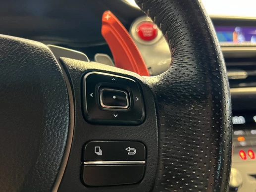 Lexus RC - Afbeelding 26 van 30