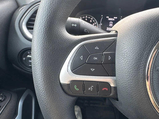 Jeep Renegade - Afbeelding 18 van 19