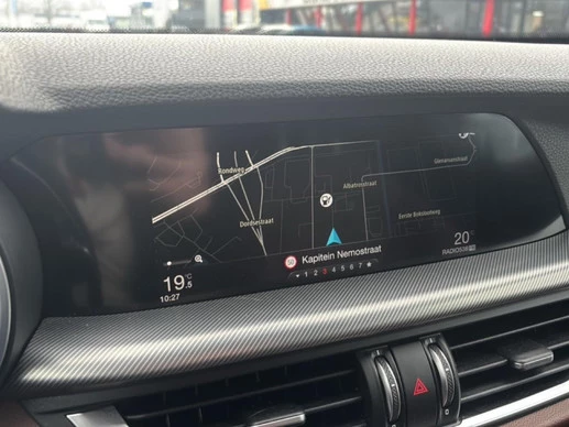 Alfa Romeo Stelvio - Afbeelding 21 van 30