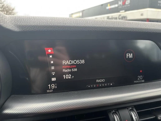 Alfa Romeo Stelvio - Afbeelding 22 van 30