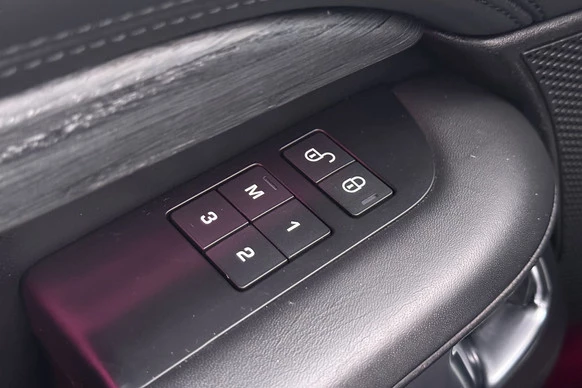 Land Rover Discovery - Afbeelding 28 van 30