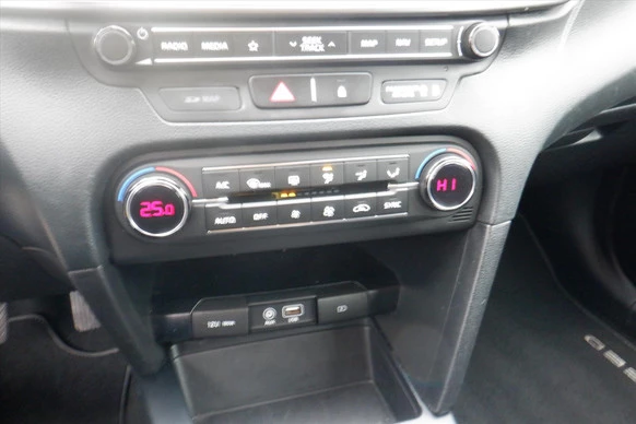 Kia Ceed - Afbeelding 16 van 24