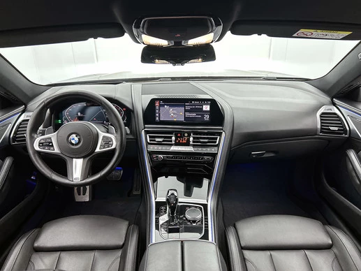 BMW 8 Serie - Afbeelding 2 van 30