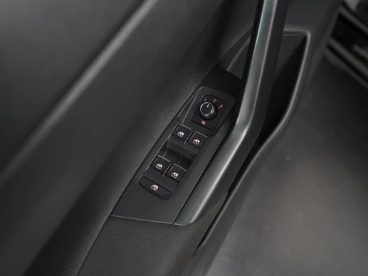 Volkswagen Polo - Afbeelding 25 van 30