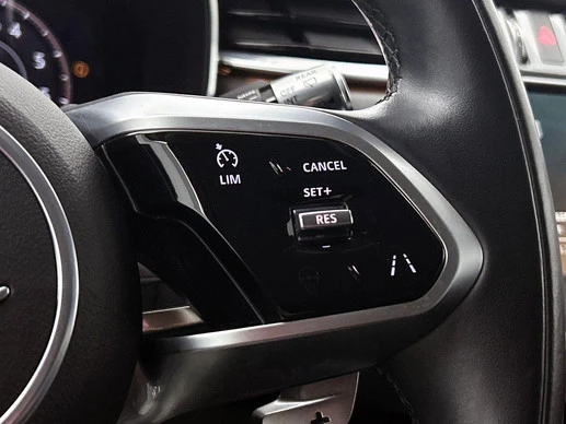 Jaguar F-PACE - Afbeelding 12 van 30