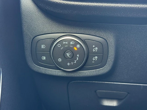 Ford Fiesta - Afbeelding 13 van 30