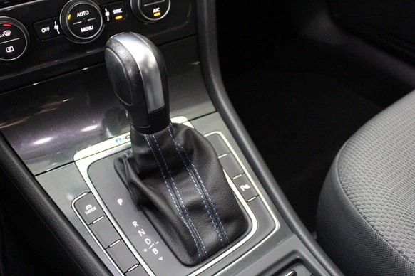 Volkswagen e-Golf - Afbeelding 19 van 22