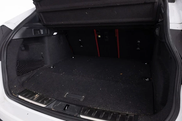 Jaguar F-PACE - Afbeelding 20 van 30