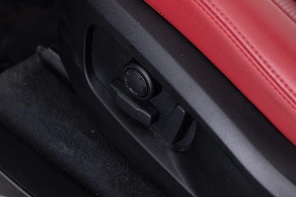 Jaguar F-PACE - Afbeelding 25 van 30