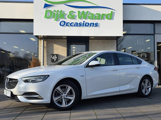 Opel Insignia - Afbeelding 1 van 24