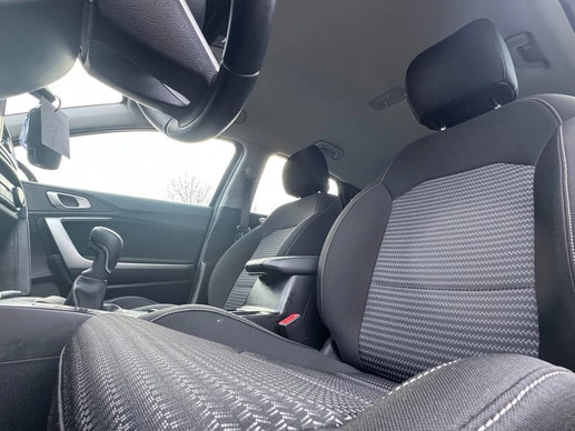 Kia Ceed - Afbeelding 9 van 27