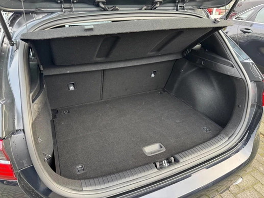 Kia Ceed - Afbeelding 17 van 27