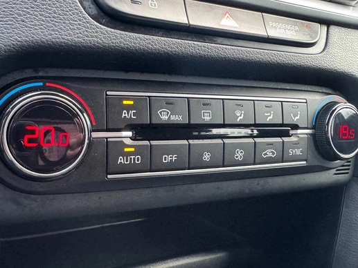 Kia Ceed - Afbeelding 22 van 27