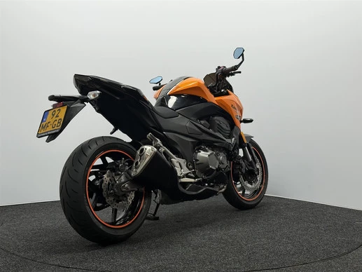 Kawasaki Z800 - Afbeelding 15 van 18