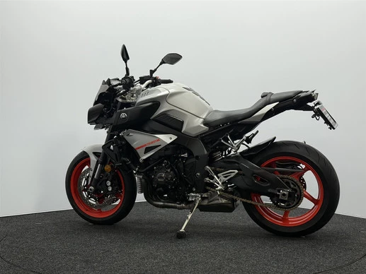 Yamaha MT 10 - Afbeelding 10 van 19