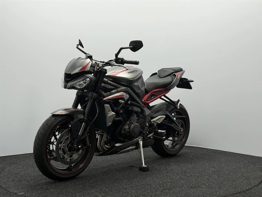 Triumph Street Triple - Afbeelding 7 van 18