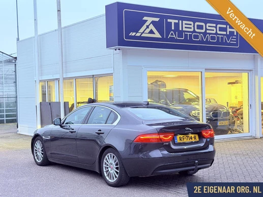 Jaguar XE - Afbeelding 2 van 14