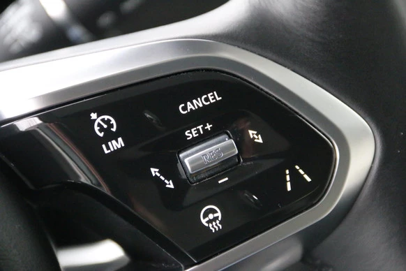 Jaguar I-PACE - Afbeelding 18 van 30