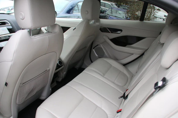 Jaguar I-PACE - Afbeelding 29 van 30