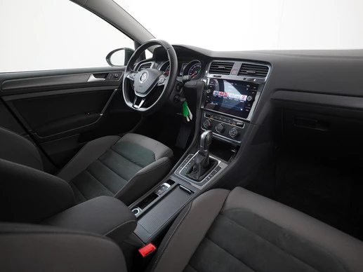 Volkswagen Golf - Afbeelding 2 van 30