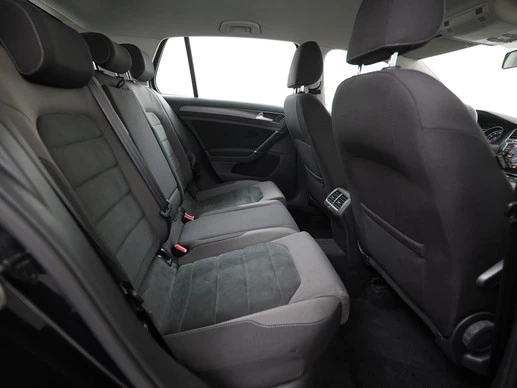 Volkswagen Golf - Afbeelding 23 van 30