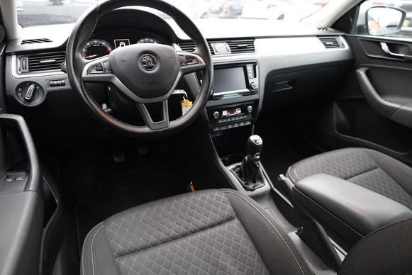 Škoda Rapid - Afbeelding 6 van 30