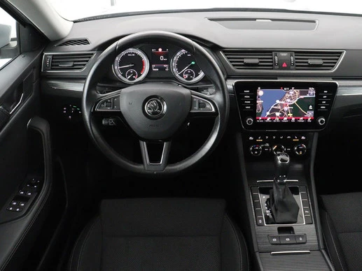 Škoda Superb - Afbeelding 3 van 30