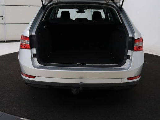 Škoda Superb - Afbeelding 12 van 30