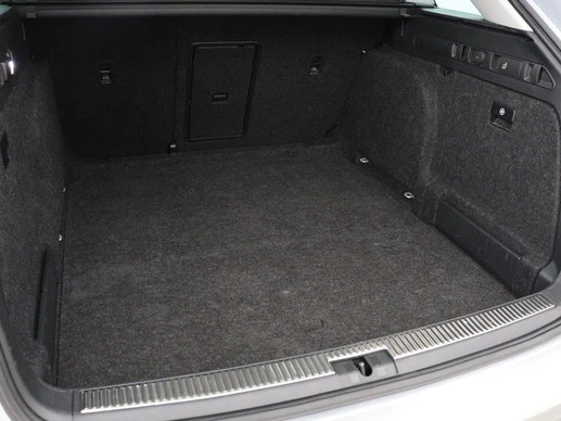 Škoda Superb - Afbeelding 13 van 30