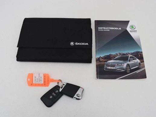 Škoda Superb - Afbeelding 15 van 30