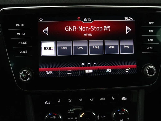 Škoda Superb - Afbeelding 22 van 30