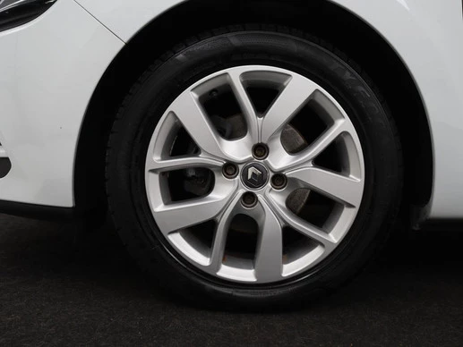 Renault Clio - Afbeelding 28 van 30