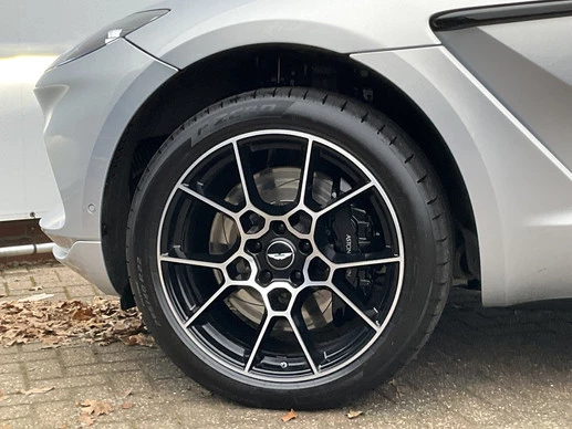 Aston Martin DBX - Afbeelding 24 van 30